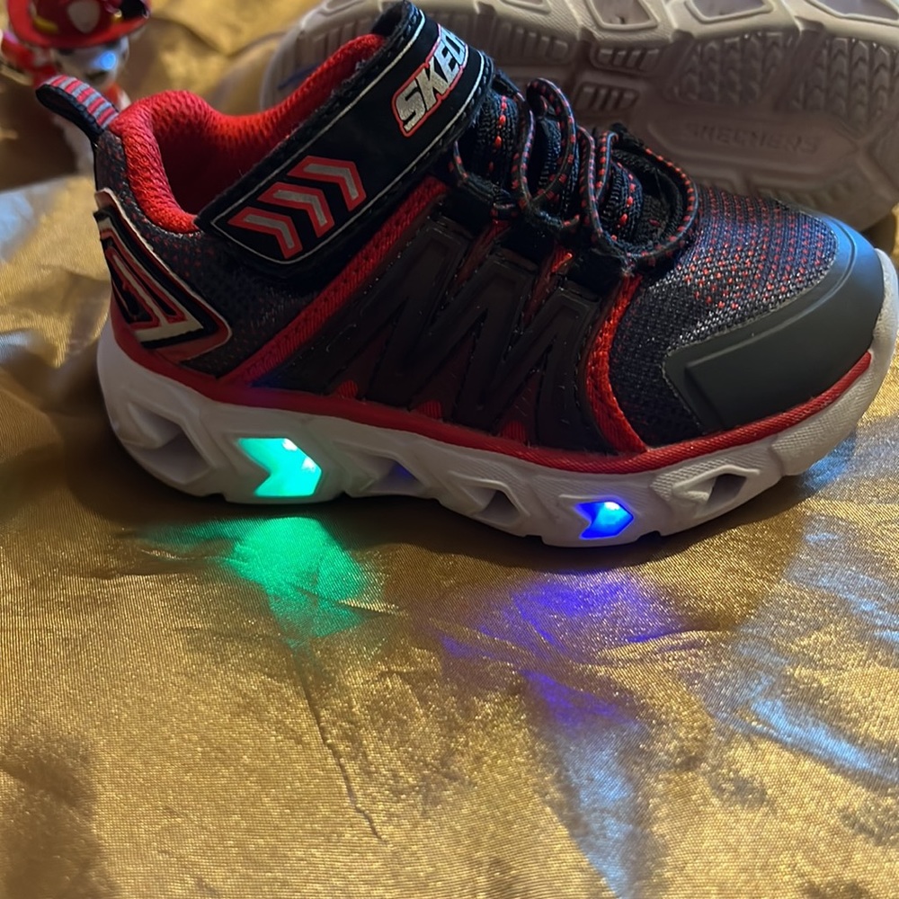 Skechers